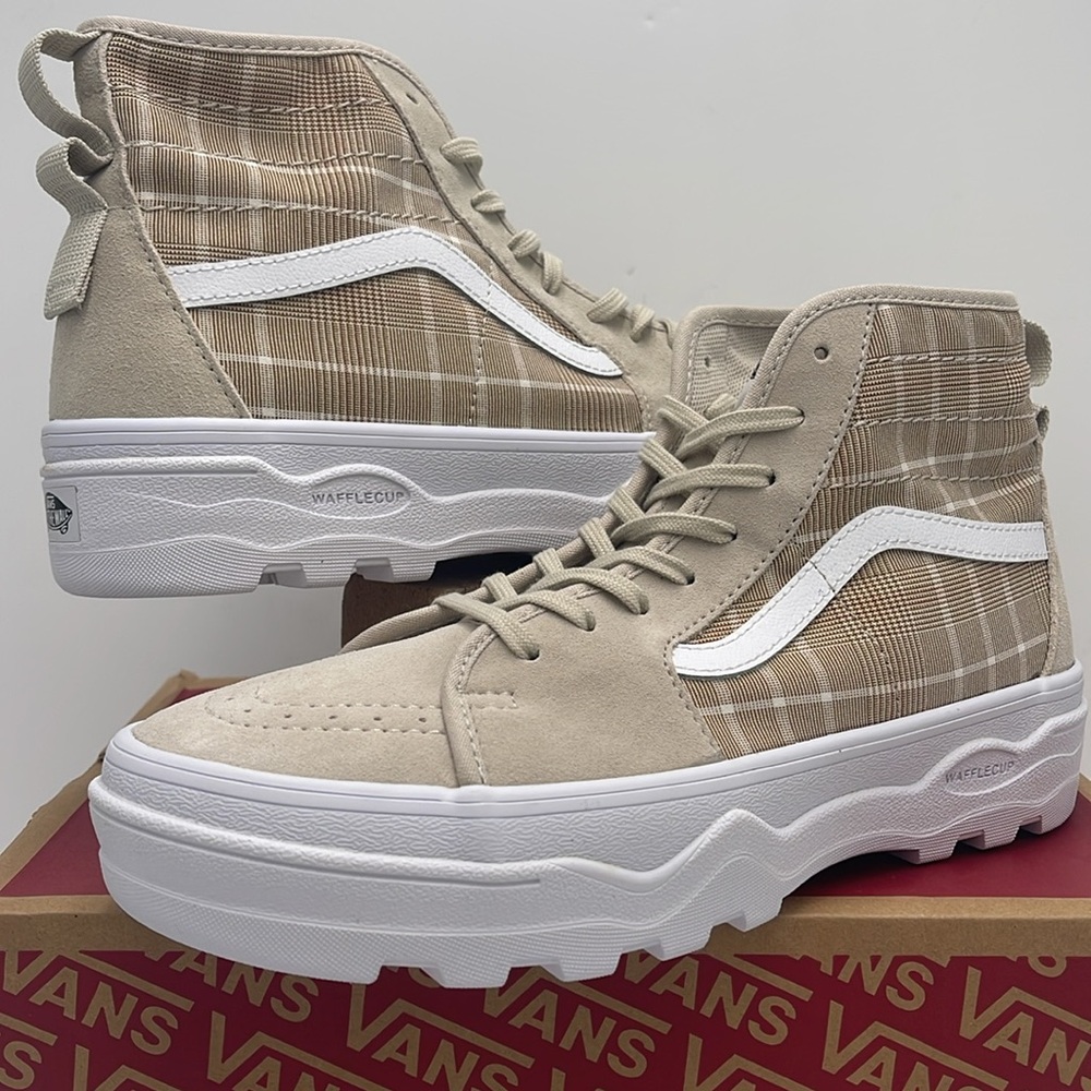 Vans WMNS Sentry Sk8-Hi Plaid French Oak
VN0A5KY5BLL Sneakers - Picture 9 of 16